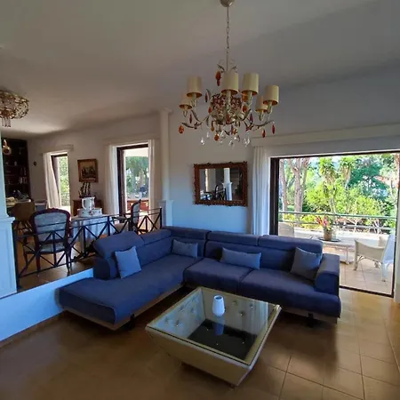 Farran 1 Villa *